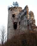 Tęczyn zamek baszta przy wejsciu na zamek