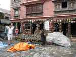 Stragany z dewocjonaliami, Katmandu (Nepal)